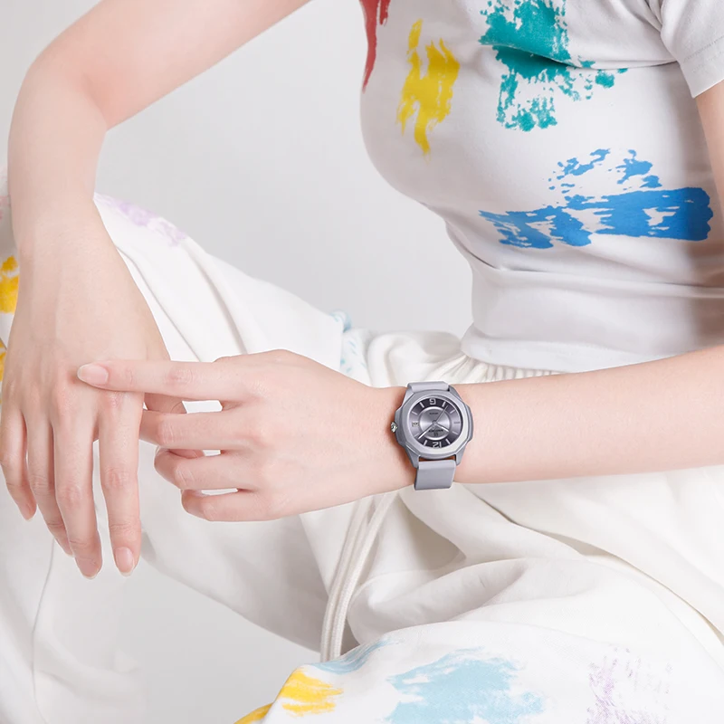 NAVIFORCE 여성용 7107 시계, 우아한 여성용 - Silicone Band Women 리뷰 및 가격
